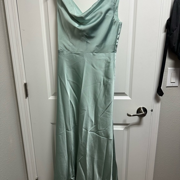 NEW NEVER WORN AW MAURA DRESS Elegant Sleeveless Evening Gown/bridesmaid dress - Picture 3 of 10